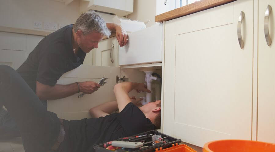 Professional burst pipe repair services in Natalia, TX